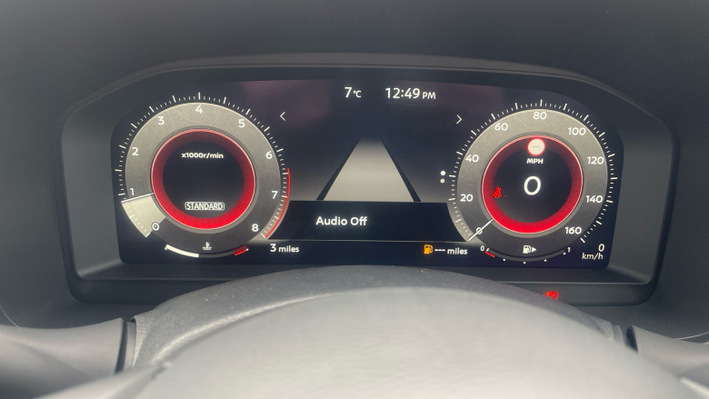 Nissan Juke 1.0 DiG-T N-Connecta 5dr Petrol Hatchback